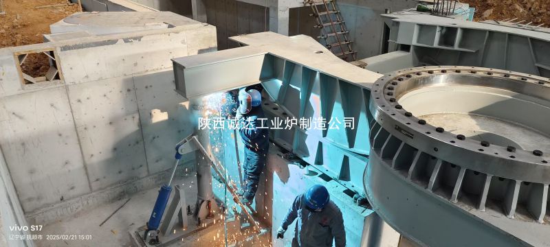 我公司自主研發(fā)的國(guó)內(nèi)首臺(tái)豎井預(yù)熱等離子直流電弧爐正式啟動(dòng)安裝！