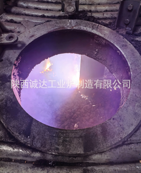 固廢資源化項(xiàng)目新突破，誠(chéng)達(dá)工業(yè)爐礦棉爐順利點(diǎn)火烘爐